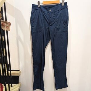 ATHLETA | Women's Navy Full Length Straight Le Lightweight Cargo Pants